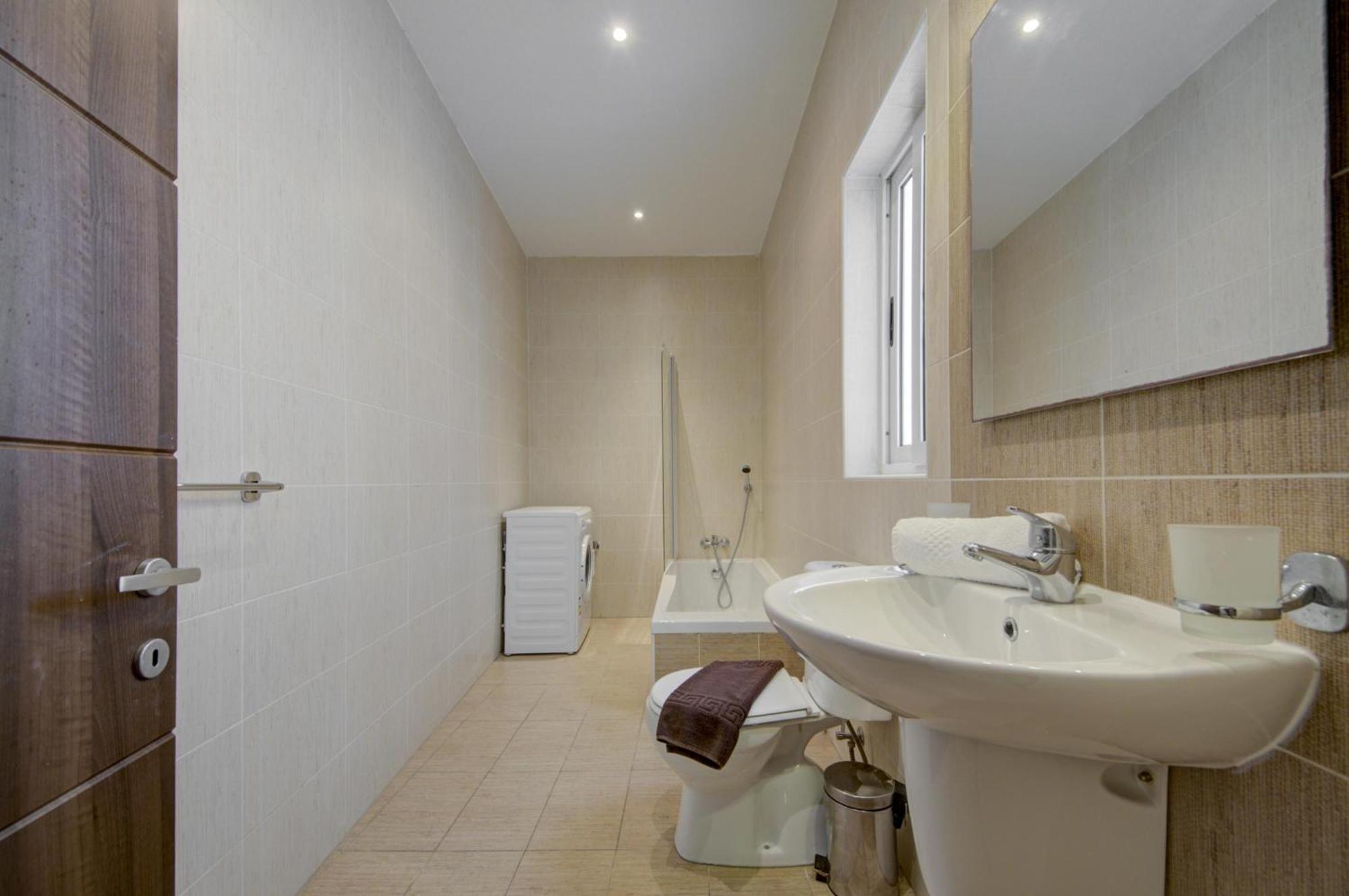 Sapphire Residences - Sliema 2 Bedroom Apartments With Views By Shortletsmalta Екстер'єр фото