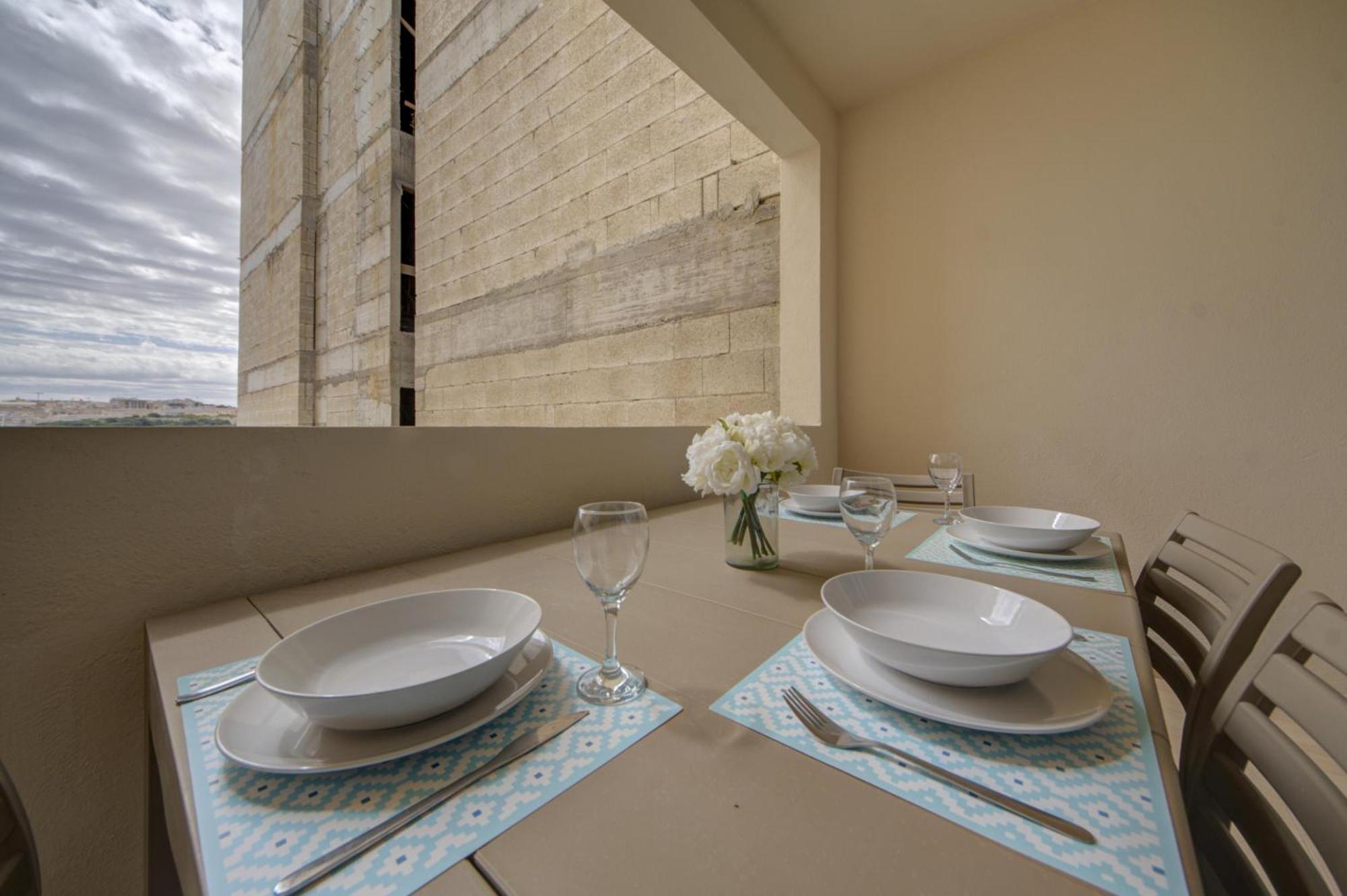 Sapphire Residences - Sliema 2 Bedroom Apartments With Views By Shortletsmalta Екстер'єр фото